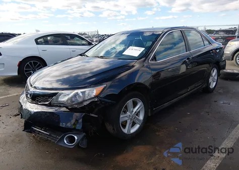 2014 Toyota Camry Se z USA, uszkodzony, nr VIN 4T1BF1FK8EU388919